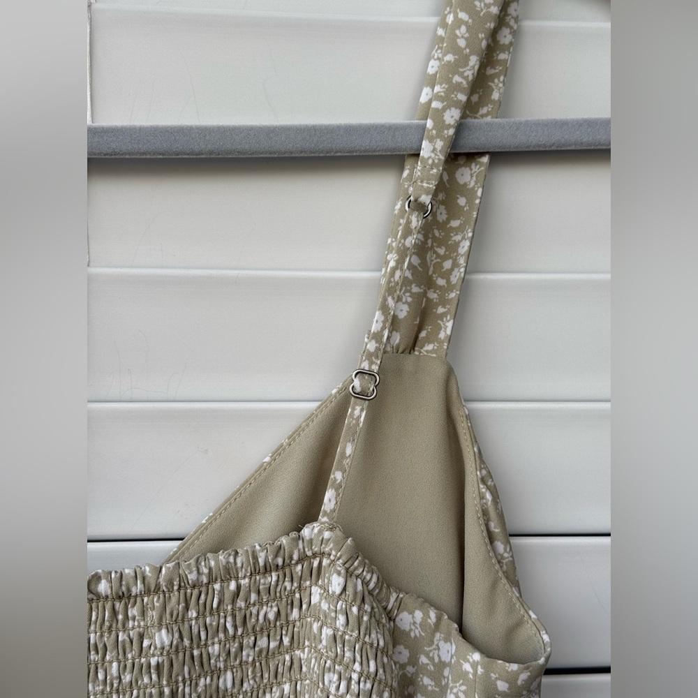 Abercrombie & Fitch Slip Dress M Green Floral Midi Smocked Dainty Slit M Cottage - Picture 13 of 14